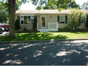 1037 Beach Ave, Beachwood, NJ 08722-2303