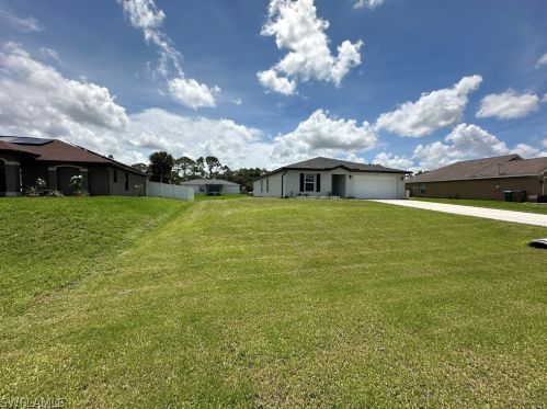 4105 23rd Pl, Cape Coral, FL 33914-5424
