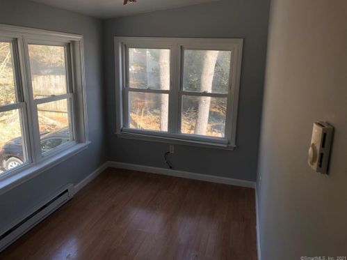 1450 Highland Ave, Waterbury CT  06708-2757 exterior