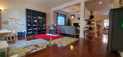 105 Vierra Cir, Folsom, CA 95630-5438