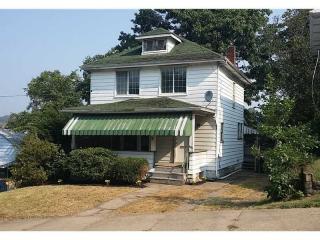 327 Murray Ave, New Kensington PA  15068-2105 exterior