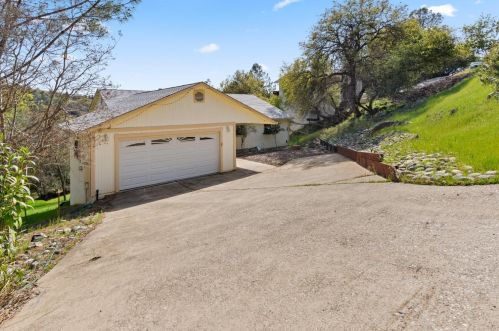 13688 Sun Forest Dr, Lake Wildwood CA  95946-9123 exterior