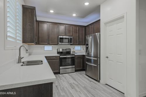12038 Polk St, Avondale AZ  85323-7202 exterior