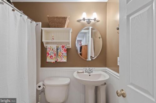 8472 Colfax Dr, Owens VA  22485-7162 exterior