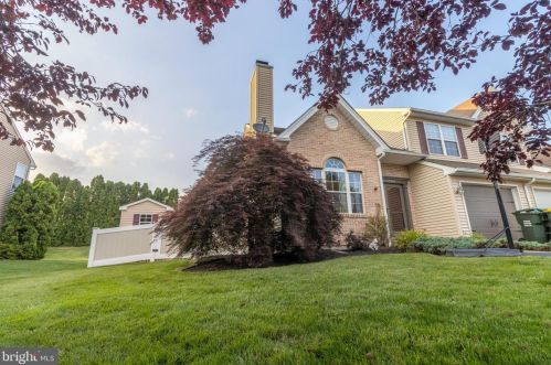 2309 Red Maple Dr, Ironton, PA 18037-2284