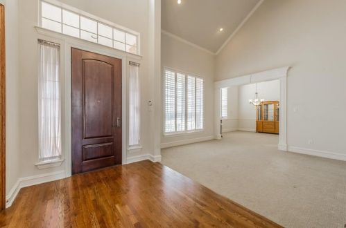 4553 Meadow Ridge Dr, Plano TX  75093-3344 exterior