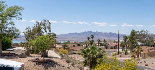 3350 La Paz Dr, Lake Havasu City, AZ 86404-2752