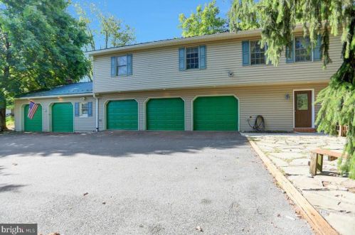 135 Kline Rd, Lees Cross Roads, PA 17257-9006