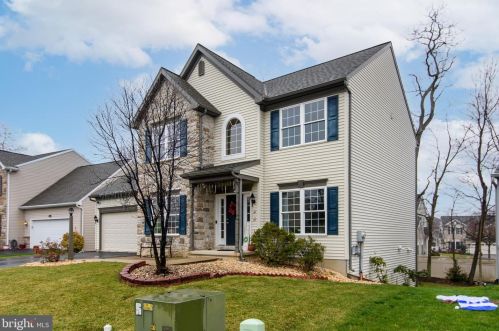 23 Hamlet Cir, Navy Sup Dpt, PA 17050-5263