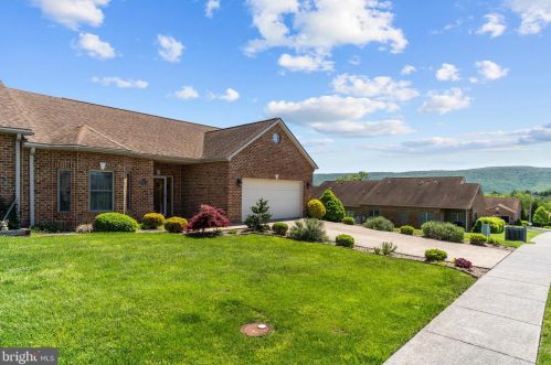 226 Donna Dr, Woodstock, VA 22664-1146