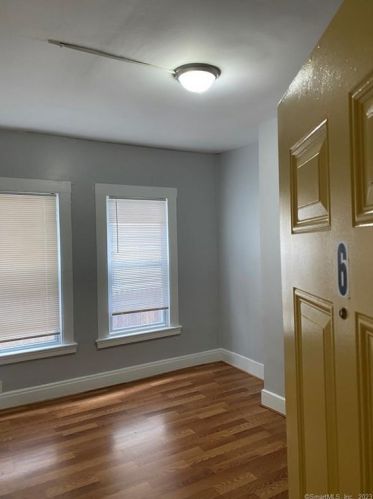 269 Laurel Ave, Bridgeport CT  06605-1178 exterior