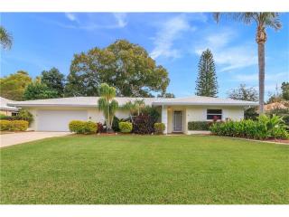 1907 Brookhaven Dr, Sarasota, FL 34239-3423