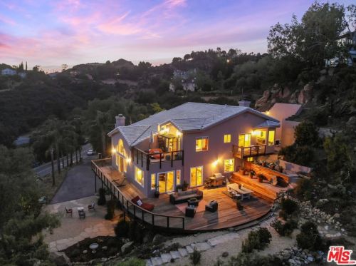 21630 Saddle Peak Rd, Topanga CA  90290-3414 exterior