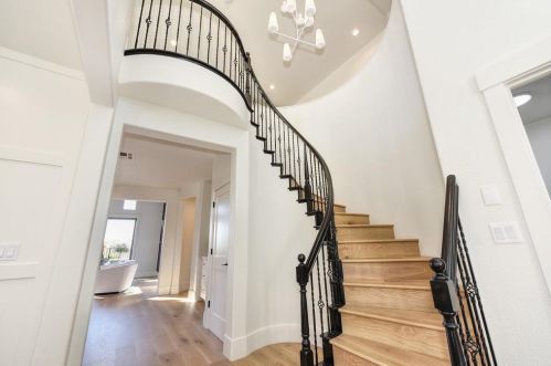 404 Syrah Ct, Folsom CA  95762-7715 exterior