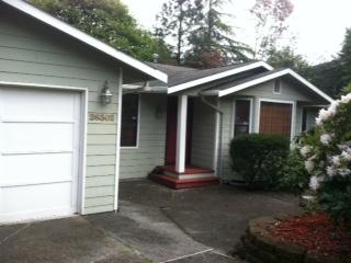 26302 42nd Ave, Kent, WA 98032-7177
