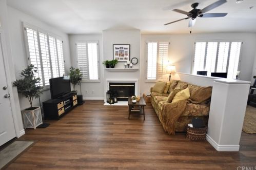 1205 Solvay Aisle, Irvine, CA 92606-0854