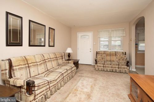 5110 Erdrick St, Philadelphia, PA 19124-1427
