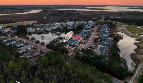 2601 Crooked Stick Ln, Mount Pleasant SC  29466-8738 exterior
