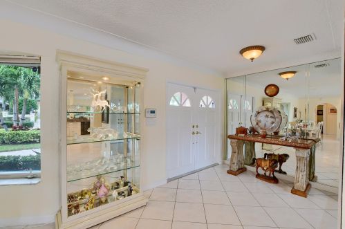 3131 Jasmine Dr, Delray Beach, FL 33483-4729