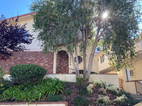 2006 Mathews Ave, Redondo Beach, CA 90278-3010