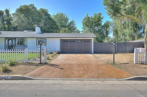 7106 Orch St, Riverside CA 92504-3958 exterior