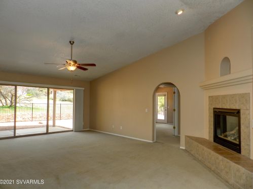 210 Pinon Wood Dr, Sedona AZ 86351-7919 exterior