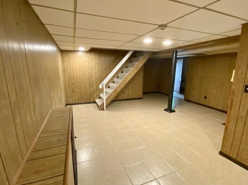 7901 Daly Rd, Cincinnati OH 45224-1168 exterior