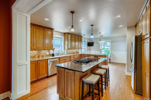 839 Ogden St, Denver CO 80210-4522 exterior