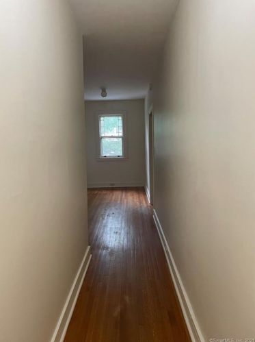 45 Pine St, Waterbury CT  06710-2150 exterior