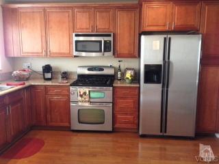 1310 Friedrich Ln, Oxnard, CA 93033-4241