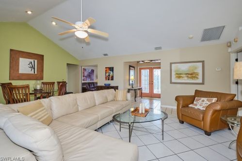 1429 23rd Ter, Cape Coral FL  33909-4402 exterior