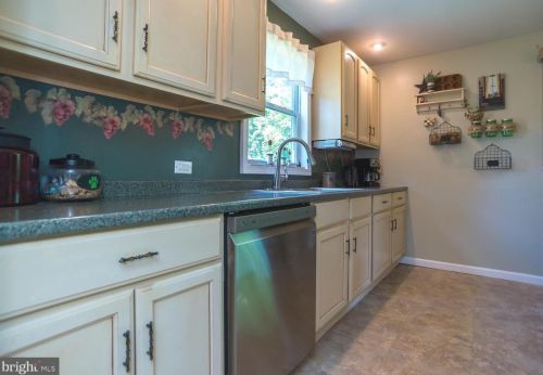 329 Chelsea Rd, Fairless Hills PA  19030-2210 exterior