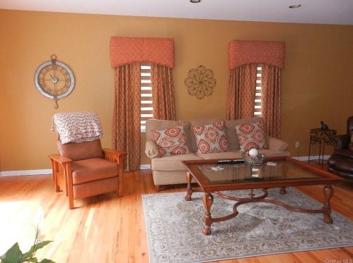 52 Plum Rd, Mahopac NY  10541-4247 exterior