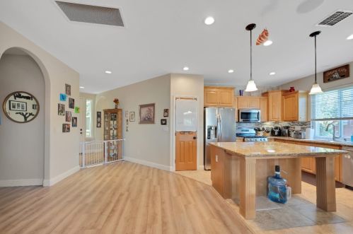 12217 Conservancy Way, Rancho Cordova CA  95742-7763 exterior