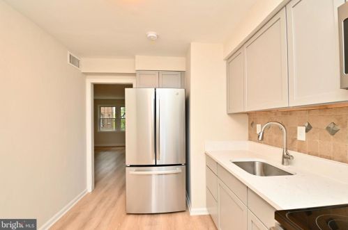 3924 Southern Ave, Washington, DC 20020-1124