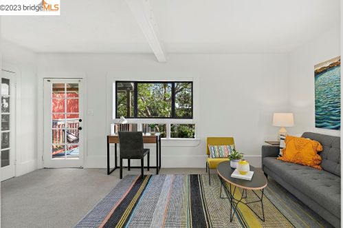 651 Alcatraz Ave, Oakland CA  94609-1005 exterior