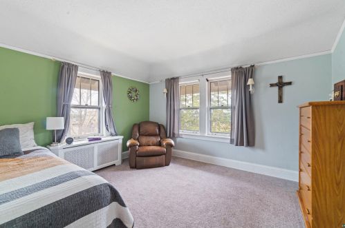 312 40th Ave, Duluth MN  55804-2132 exterior