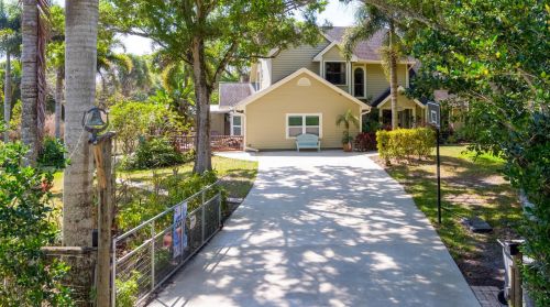 9076 150th Ct, Jupiter, FL 33478-6904