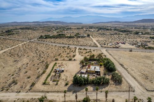 73400 Dillon Rd, Desert Hot Springs CA  92241-7810 exterior