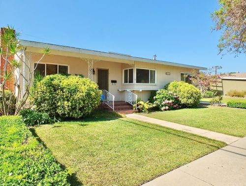 5820 Deborah St, Long Beach, CA 90815-1310