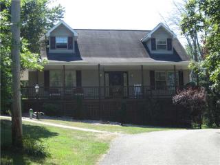 244 Sumney Rd, Bentleyville, PA 15314-2020