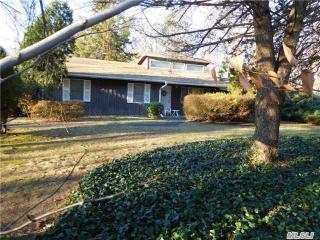 1240 Gold Spur St, Nassau Point, NY 11935-1088