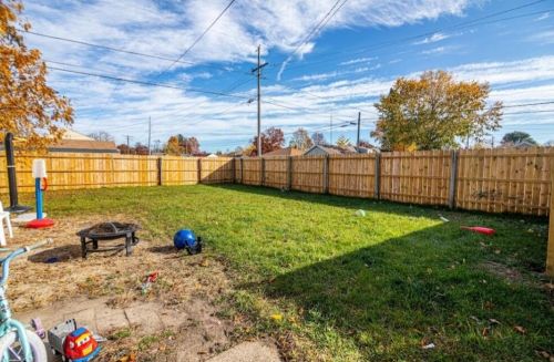 7735 20th Ave, Kenosha WI  53143-5816 exterior