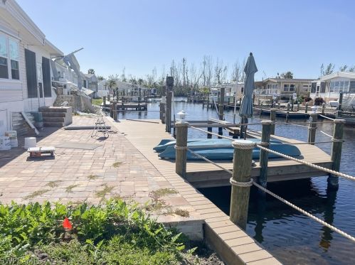 17850 Peppard Dr, Fort Myers Beach FL  33931-7147 exterior