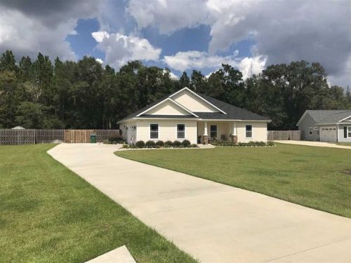 157 Savannah Forest Cir, Crawfordville, FL 32327-0682