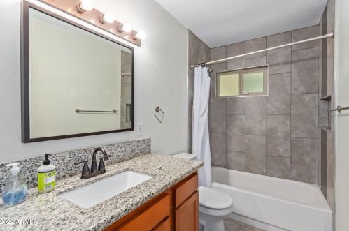 2446 Aster Dr, Phoenix AZ  85032-6936 exterior