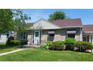 876 Jefferson St, Menasha, WI 54952-2452