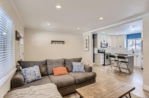 802 Stuart St, Denver CO 80212-1716 exterior