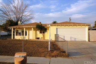 414 Woodcrest St, Rialto CA  92376-7425 exterior