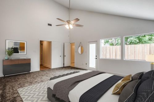 2728 Pinery Ln, Richardson TX  75080-1870 exterior